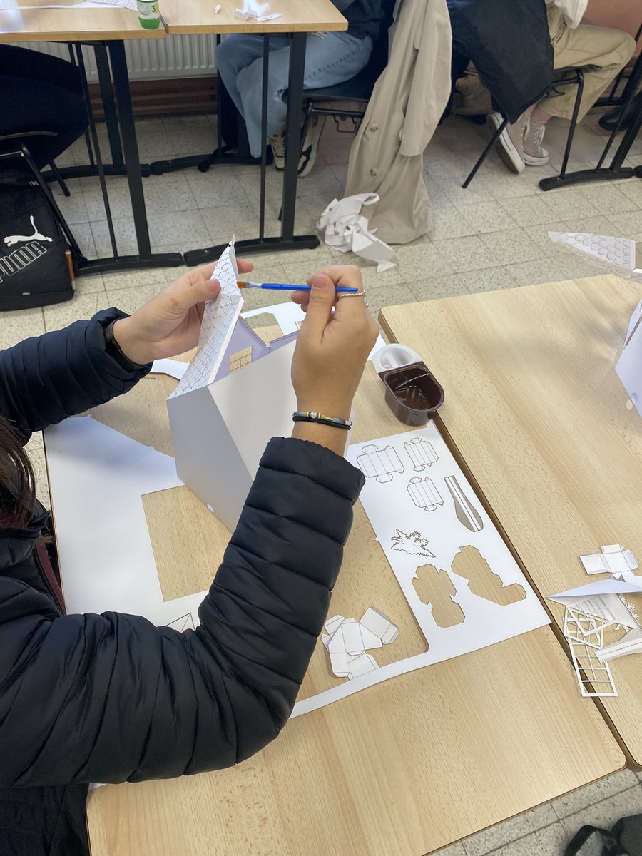Lycée Condorcet Lens tweet media