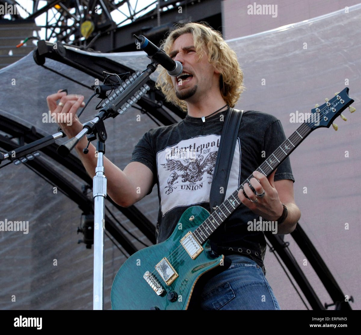 Guys wake up. New Nicklebackmerdinger just dropped.