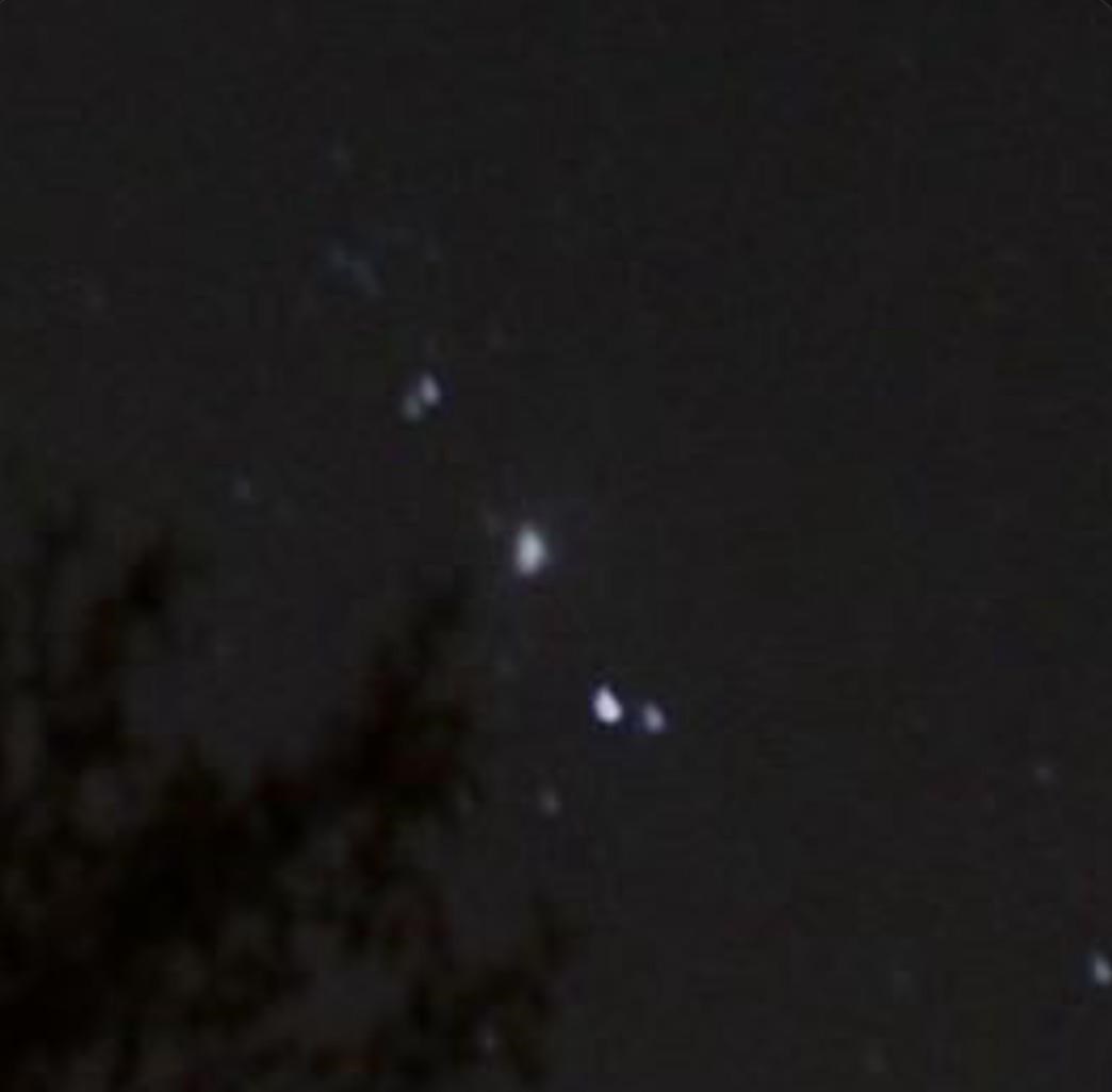 AstrophotRocks's tweet photo. The Orion Nebula [by BenShapirosBBC]
  
 #astronomy #astrophotography https://t.co/TEMI6TG0HA