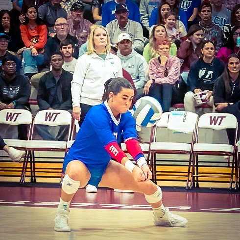 LCU Volleyball (@lcuvolleyball) on Twitter photo Thankfull for this team! Thankfull for this team!