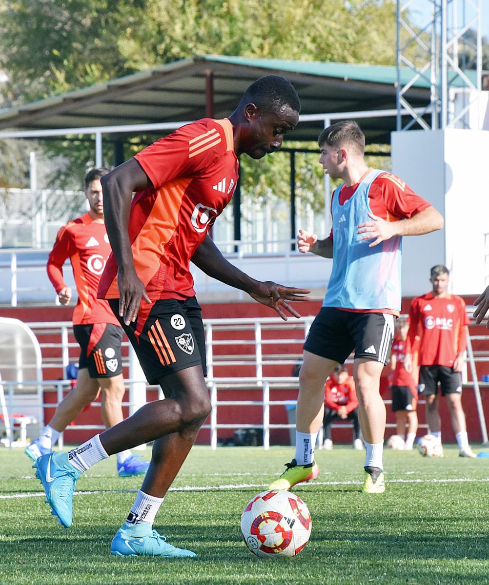 Linares Deportivo 💙⚒ tweet media