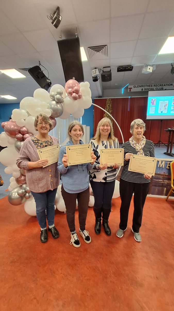 Some of our Gaelic beginners with their certificates...obair math a chairdean
#GaelicCLD
#FifeGaelic