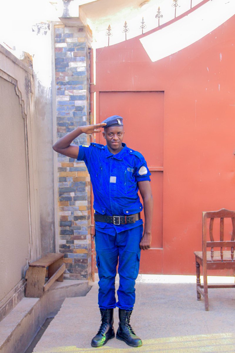 #Burundi seal of Foreign Affairs on the #Birland_State request for relations and oppening #Birland_State representative office
👉  birland.net/relations
👉 birland.net/representatives
ختم موافقة  #بوروندي على طلب فتح ممثلية دولة #بيرلاند و بحضور زوجة رئيس بوروندي