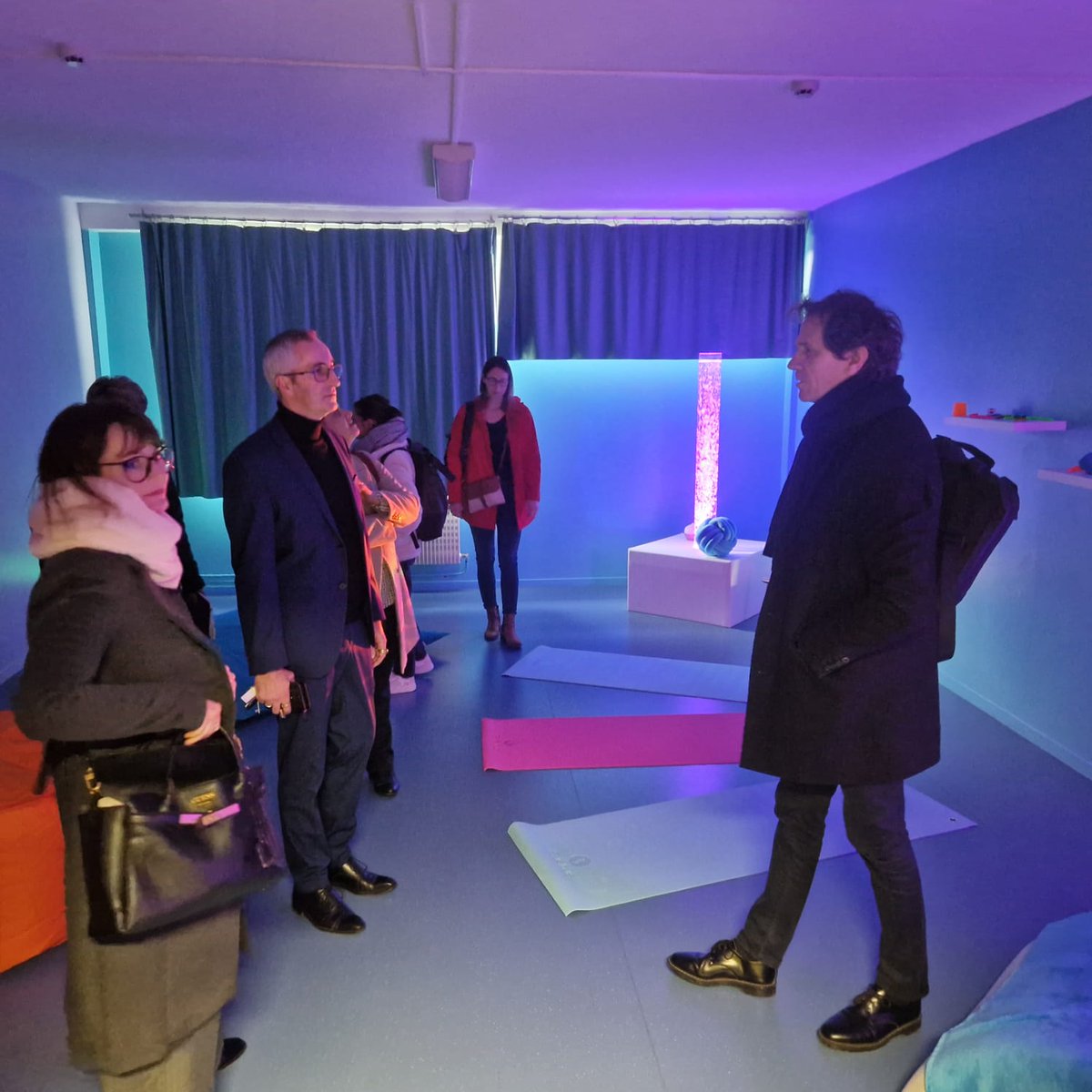 CARDIE DIJON (@cardiedijon) on Twitter photo La <a href="/cardiedijon/">CARDIE DIJON</a> était aujourd'hui au Lycée Eugène Guillaume de Montbard pour la #JLI21 réseau Haute Côte d'or. De riches échanges et une belle mutualisation de pratiques innovantes. Bravo aux équipes porteuses de projets 👏 <a href="/AcademieDijon/">Académie de Dijon</a> <a href="/21Dsden/">DSDEN 21</a> #innovation La <a href="/cardiedijon/">CARDIE DIJON</a> était aujourd'hui au Lycée Eugène Guillaume de Montbard pour la #JLI21 réseau Haute Côte d'or. De riches échanges et une belle mutualisation de pratiques innovantes. Bravo aux équipes porteuses de projets 👏 <a href="/AcademieDijon/">Académie de Dijon</a> <a href="/21Dsden/">DSDEN 21</a> #innovation