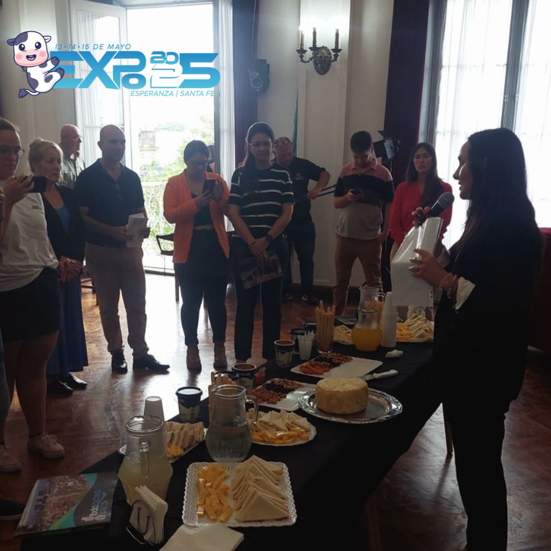 TodoLactea tweet media