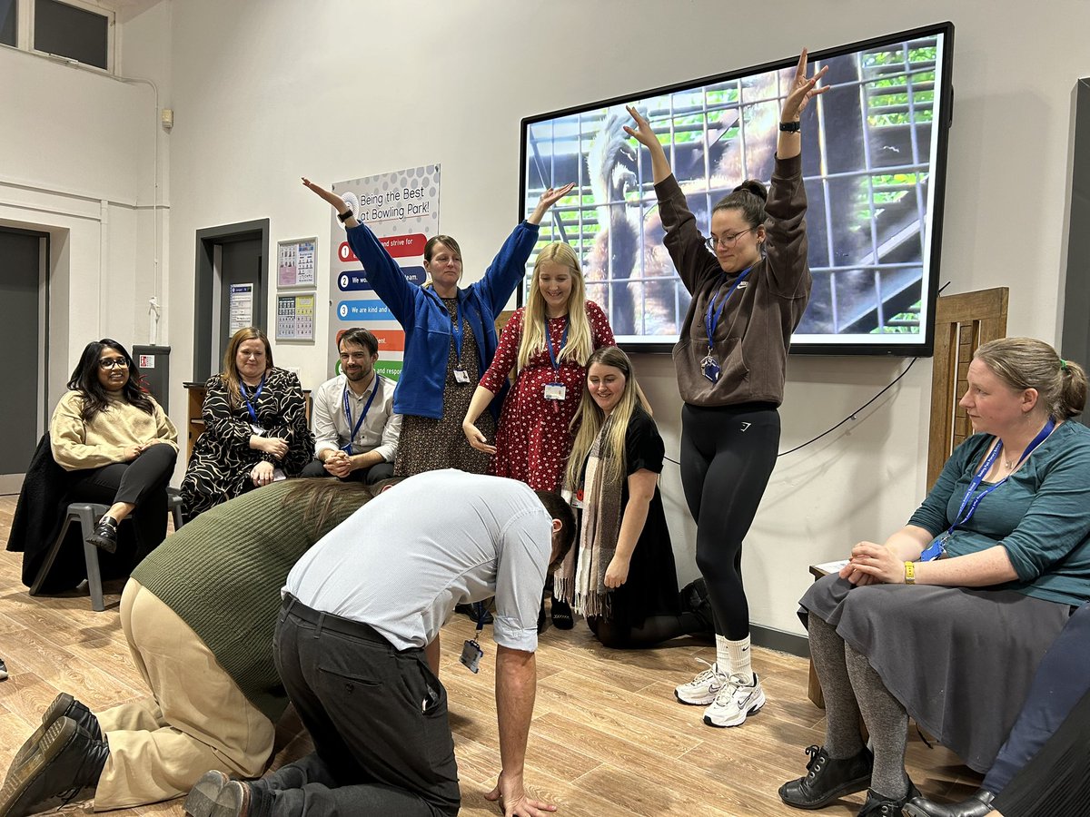 lisa_stephenso's tweet photo. 🎉working with teachers @BowlingParkPS today to launch a 1 yr project embedding oracy for social-emotional literacy across all year groups! 
We’re building on 2 yrs of curriculum co-design/research using dramatic inquiry to activate learning @EducationLBU @storymakersCo @phf_uk https://t.co/XhKHtDZVwC