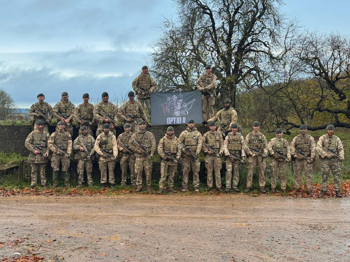 CO_5RIFLES's tweet photo. A Coy are currently deployed on Ex APPLE SAPPLING to develop their Armoured Infantry skill set whilst also honing their urban warfare tactics @RiflesRegiment @IBSBrecon @TheIronFist @3rdUKDivision #theriflesregiment #5Rifles #swiftandbold #armouredinfantry https://t.co/3E95JnUlQg