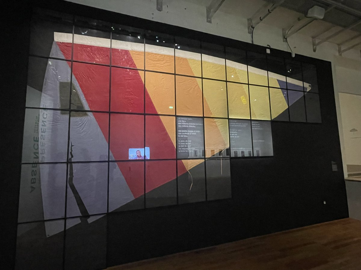 [#smv625] les vents incertains de l’#immigration vus par l’artiste chilien Enrique Ramirez 
@PPDoree <a href="/legroupeSMV/">1Soir 1Musée 1Verre</a> #artcontemporain