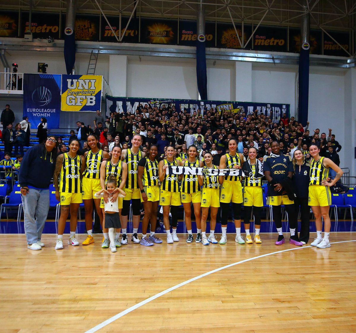 💛💙

#PotanınKraliçeleri
#EuroLeagueWomen