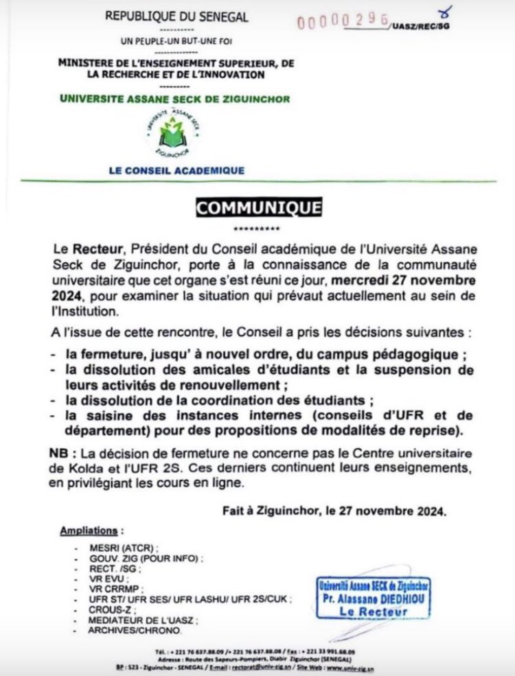 ____YLD's tweet image. À toutes les universités du Sénégal, ils sont entrain de dissoudre les Coordinations des Étudiants. Ça commence à Ziguinchor… Ay dou yemm ci bopp Borom.
Étudiants du Sénégal, Unissez-vous !!!
@mesrsenegal 
@SonkoOfficiel 
@UCAD_Senegal 
@UGBSN 
@CeUadb 
@EtudiantsEn 

#Freeuasz
