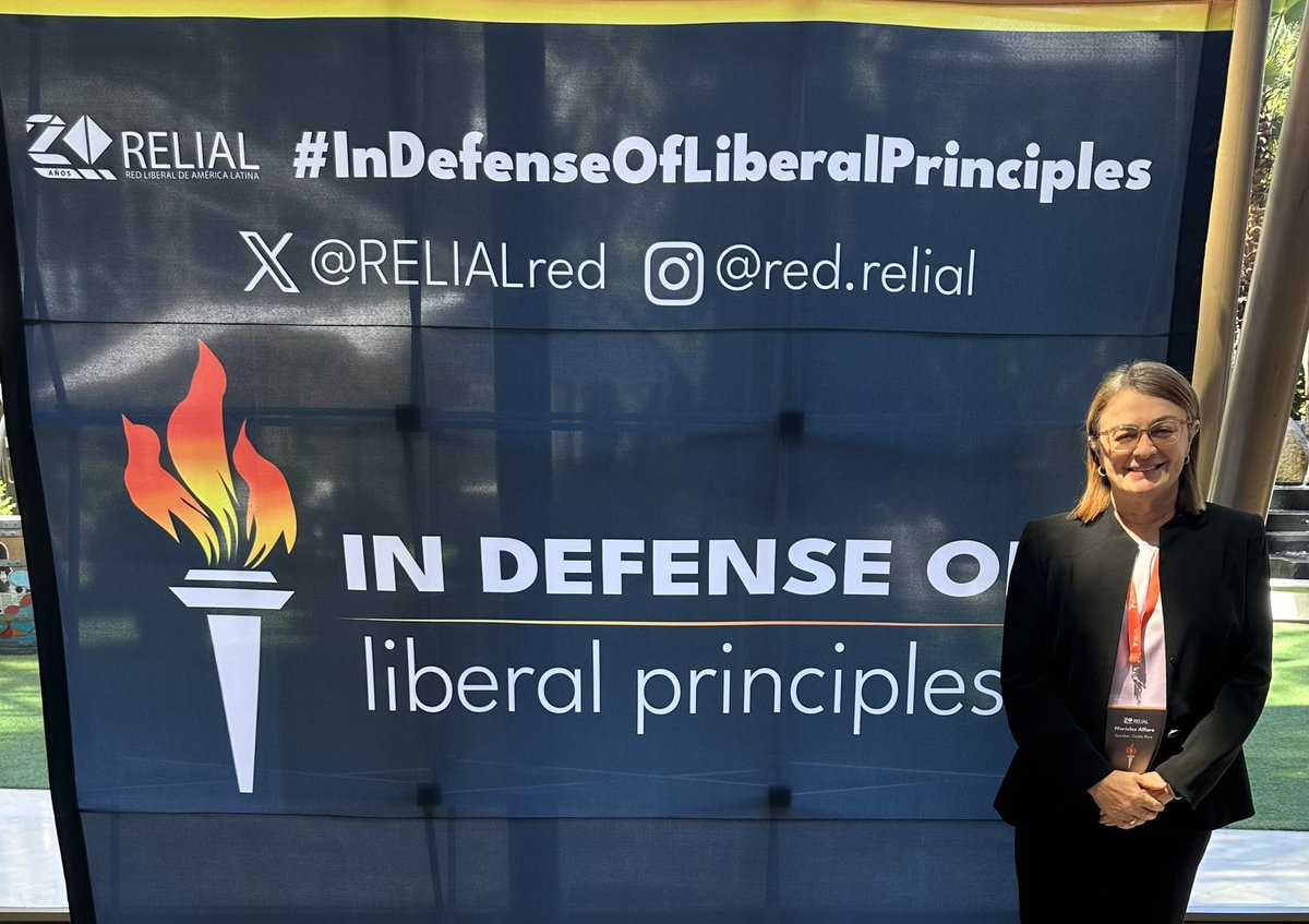 GmMarielos's tweet photo. Los negocios genuinos florecen en los países con democracias liberales en los que el libre comercio, el respeto a los derechos de propiedad y la libertad de los individuos son las normas que se aplican. #noDictadores https://t.co/StuBIBeFpg