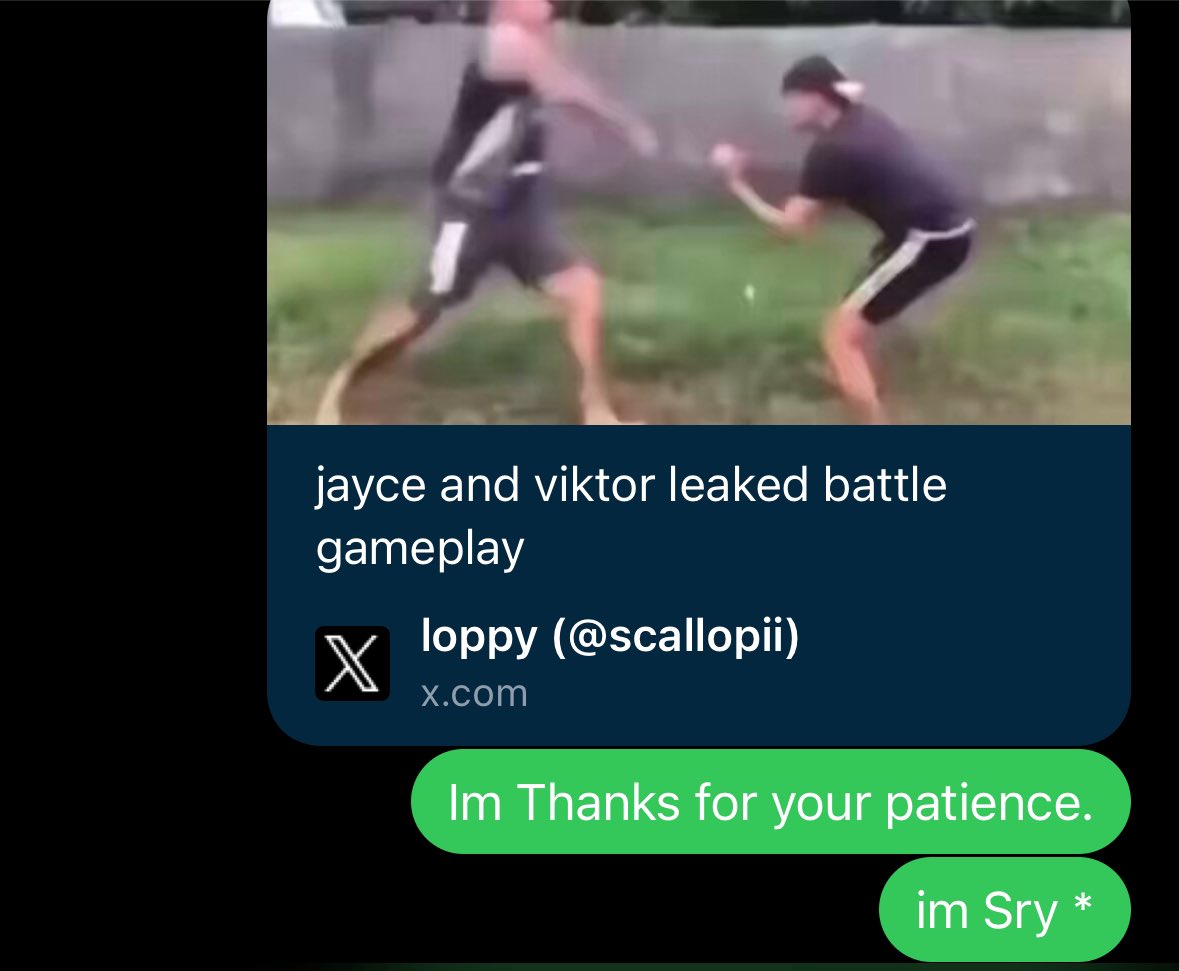 😳When u send an unhinged jayvik gif to a friend and your text replacement outsmarts you🫡