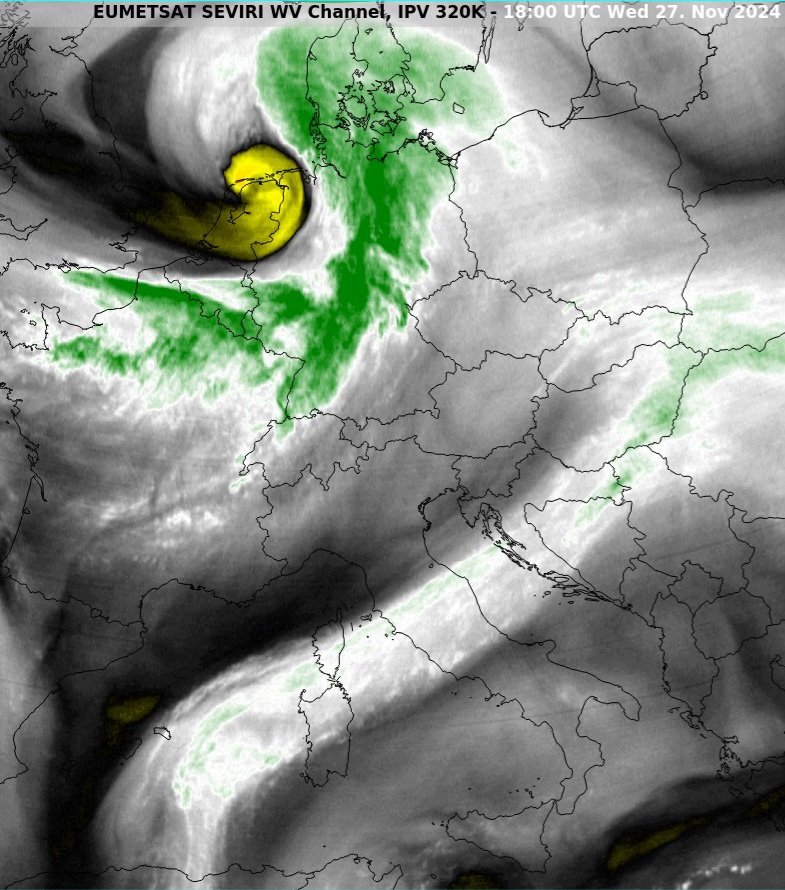 nikzimmer87's tweet image. Tief Telse liegt aktuell über dem äußerten Norden der Niederlande und hat den Höhepunkt seiner Entwicklung erreicht. In exponierten Lagen gibt es dort derzeit Orkanböen. #Conall