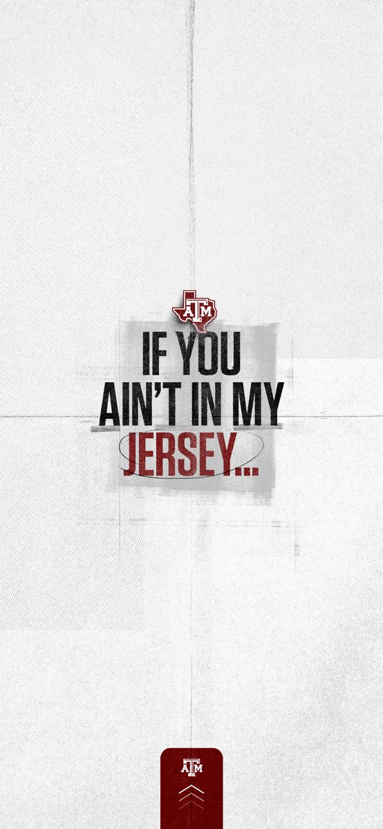 AggieFootball's tweet photo. 👀📲

#GigEm |  #WallpaperWednesday https://t.co/0vt24x7kel