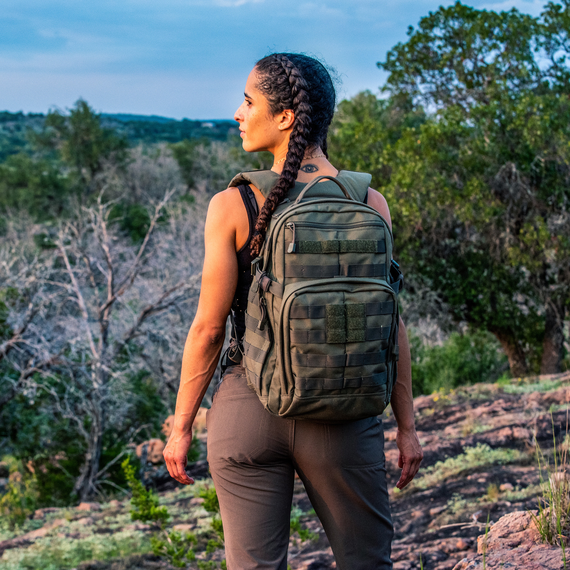 1050d nylon backpack hotsell