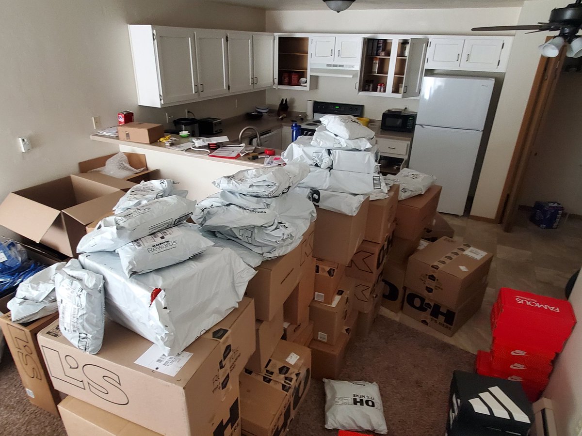 Zach_FBA's tweet photo. Got to love kohls #amazonfba #amazonseller https://t.co/nJNwyQyT95