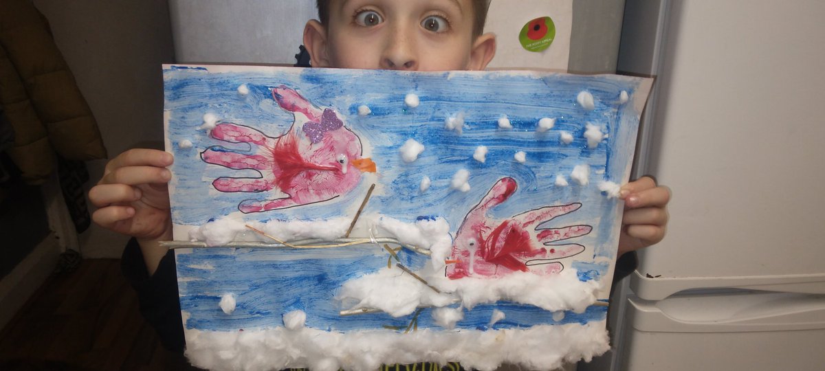 Beckzd83's tweet photo. Winter y2 high flyers  (christmas in a box)and Henry y5 einstiens( A Robin christmas) winter arts competition  entry #winterartscompetition #christmas @AnfieldPrimary @AnfieldRoadY2 @AnfieldRoadY5 https://t.co/IpJFE17XGK