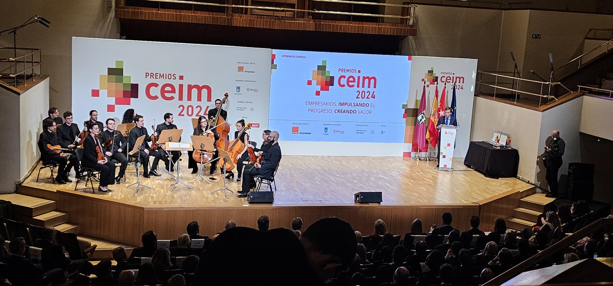 <a href="/ADEFARMA/">ADEFARMA</a> en la entrega de los #PREMIOSCEIM2024 de <a href="/_CEIM_/">𝗖𝗘𝗜𝗠</a> y apoyando a los empresarios, impulsando el progreso y creando valor.