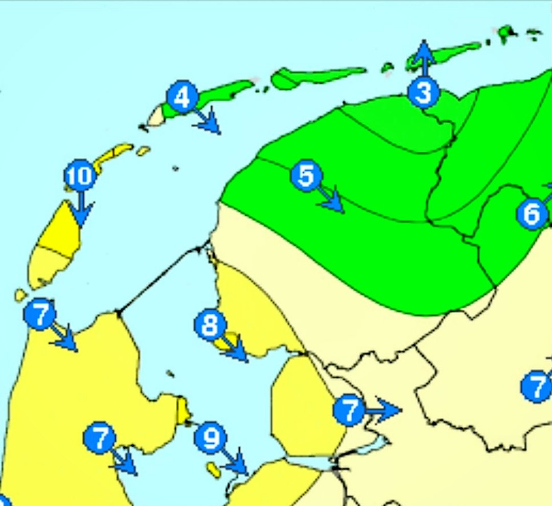 StormchaserNL's tweet image. De kern van storm #Conall ligt op dit moment boven de Waddenzee! Dat levert een enorm contrast in wind op van Waddeneiland tot Waddeneiland: op Terschelling zullen ze het gebulder in de verte wellicht zelfs kunnen horen. Vlieland haalde zojuist een windstoot van 128 km/uur... 👇