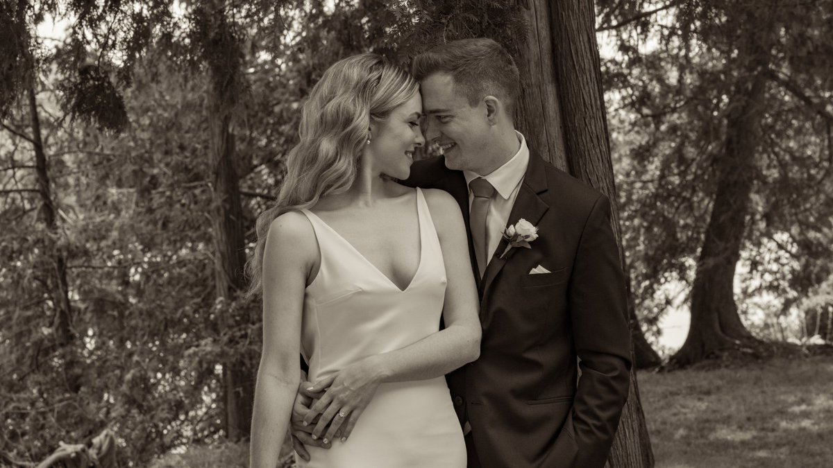 wellnessyorkscs's tweet photo. Letโs make your dream wedding come true by capturing it timelessly. Discover your unique style in our latest blog post by a professional wedding photographer with the best insider tips: https://t.co/siBIDsiQ2r
#weddingblog #torontoweddingphotographer #weddingphotography https://t.co/DAPHTCvu5x
