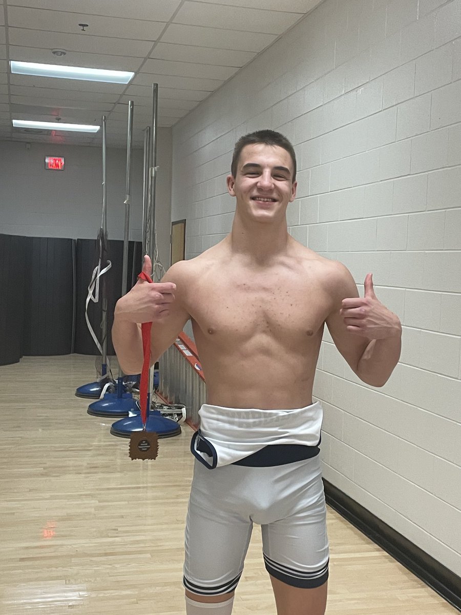 Ty Tosi Archer Invitational Champion 165 pounds. Moves to 10-0 on the season.