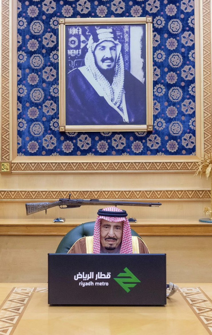 edge10100's tweet photo. الله يحفظك 🇸🇦 https://t.co/COabdN0wgQ