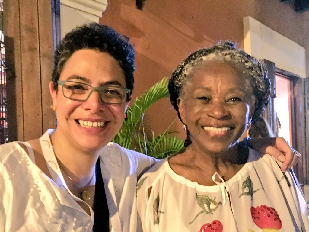 Hasta siempre, maestra. Gracias por la música, por la coherencia y por haber creído en la paz. Fuiste grande.

#LeonorGonzálesMina 
#LaNegraGrandeDeColombia