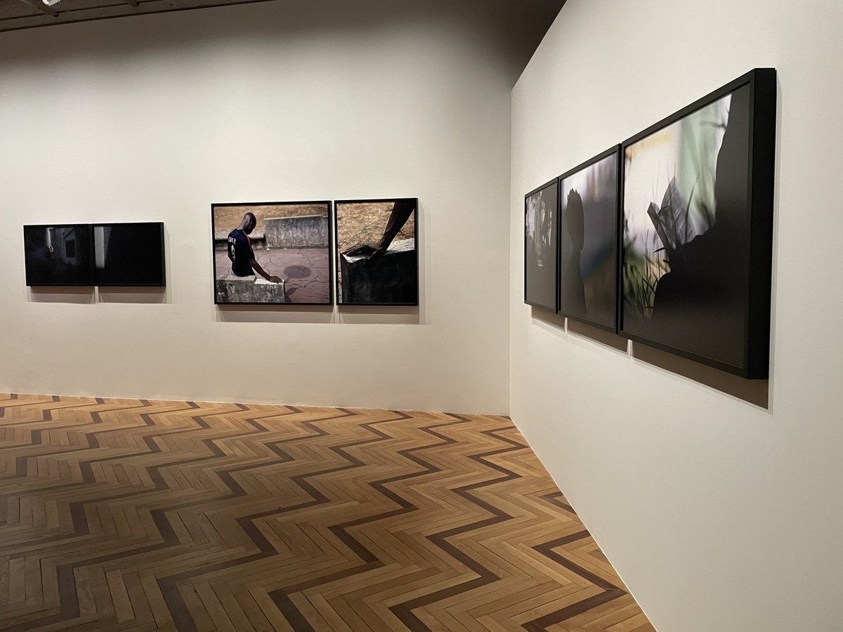 [#photographie] Entre absence signifiante et documentaire, la photographie a l’honneur pour raconter chaque personne qui est une histoire
@PPDoree 
<a href="/legroupeSMV/">1Soir 1Musée 1Verre</a>