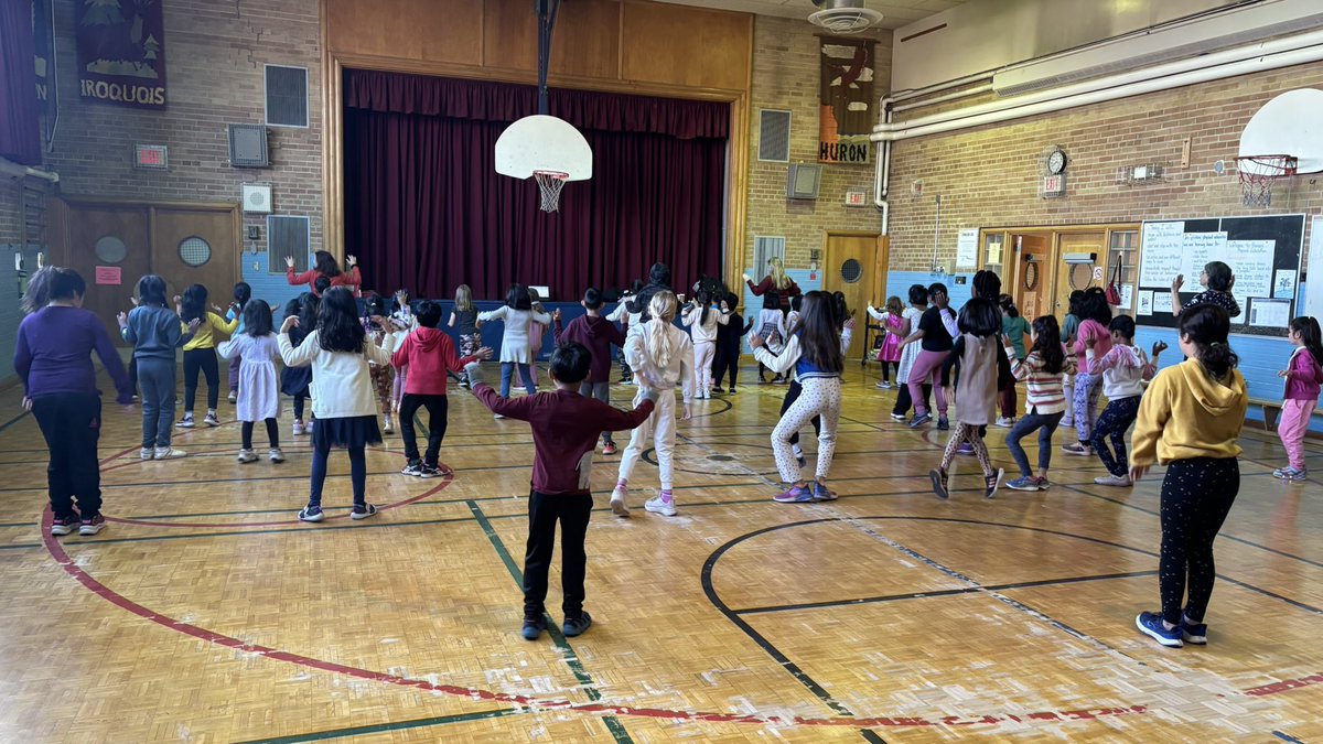 Ellesmere-Statton PS (@tdsb_esps) on Twitter photo Our Folk Dance Team got started this morning! We were so excited to see some new and returning members! It’s not too late to join the fun! See you next Wednesday at 8:15! Thank you to our coaches <a href="/MmeJDumas/">JDumas</a> <a href="/HolowkaSandra/">Sandra Holowka</a> <a href="/KazSousa/">Christine Kaziovski</a> <a href="/MlleMouland/">Mlle Mouland</a> Mme Pickup + Mrs Kakaletris 🕺🏾💃🏿🎶 Our Folk Dance Team got started this morning! We were so excited to see some new and returning members! It’s not too late to join the fun! See you next Wednesday at 8:15! Thank you to our coaches <a href="/MmeJDumas/">JDumas</a> <a href="/HolowkaSandra/">Sandra Holowka</a> <a href="/KazSousa/">Christine Kaziovski</a> <a href="/MlleMouland/">Mlle Mouland</a> Mme Pickup + Mrs Kakaletris 🕺🏾💃🏿🎶