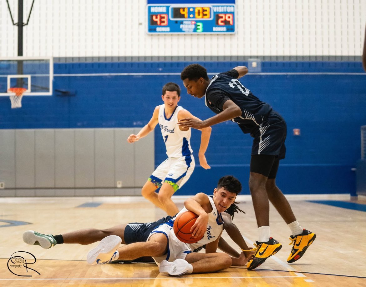 Your Roos hit Thanksgiving break with a 6-1 record against quality opponents. Come catch a game soon! Weatherford hoops is looking a little different these days. GO ROOS! <a href="/whsrooathletics/">Weatherford Athletics</a> <a href="/WeatherfordISD/">Weatherford ISD</a> <a href="/hoopinsider/">Hoopinsider</a> <a href="/dfwvarsity/">dfw varsity</a> <a href="/Tabchoops/">𝙏𝘼𝘽𝘾🏀📋</a>