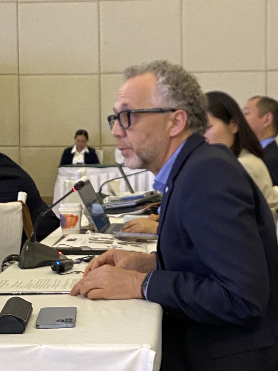 UNMAS's tweet photo. Mr. Jo Scheuer, UN Resident Coordinator in Cambodia, urges States Parties to work together to universalize the APMBC at the Siem Reap Angkor Summit. 🌍 A glimmer of hope: Tonga announced its commitment to ratify the Convention.
#Tonga #APMBCRevCon5 #SiemReap #Universalization https://t.co/yIq3xtx56J