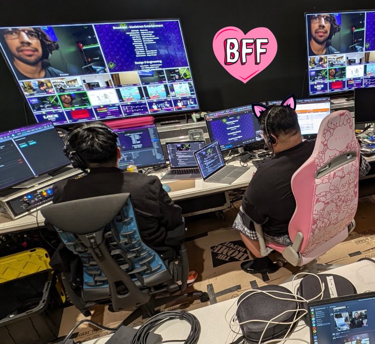 Juna 😈 tweet media