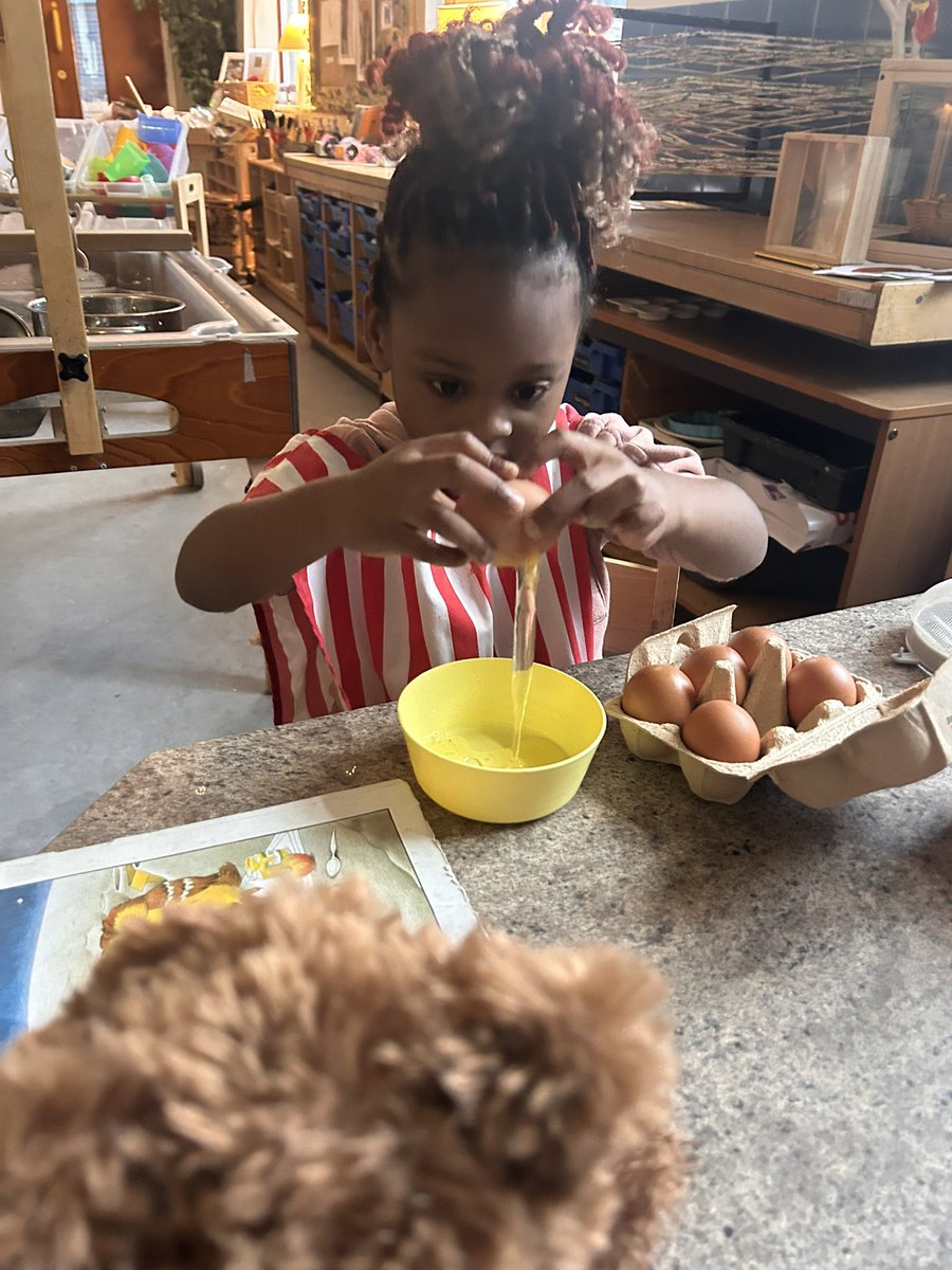 The bear in our story this week needed biscuits to take on a trip to the moon. Fox Cubs were very happy to help bake! We showed great turn taking, measuring and patience. #BGEYFS