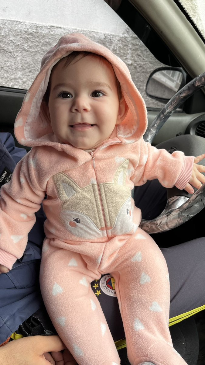 Ahbeece's tweet photo. 🐰💖 https://t.co/UqYgde2u2n