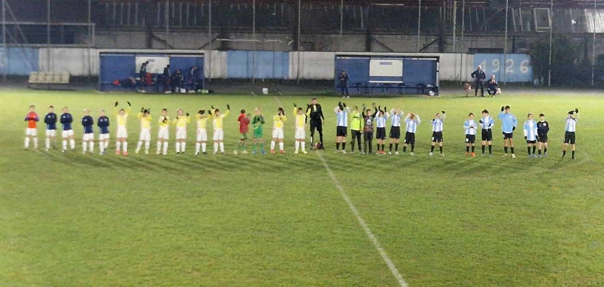 GiovaniBN's tweet photo. ✅ #Juventus, i Pulcini 2014 (#Under11) di Mr. Comito superano in amichevole 7-1 l'#Alpignano U12.

⚽️⚽️Guaraldo
⚽️⚽️Ciani
⚽️⚽️Preci
⚽️Cortassa

👊 #ForzaJuve ⚪️⚫️ https://t.co/jWcHFhCx4O https://t.co/mBCFzOoupH
