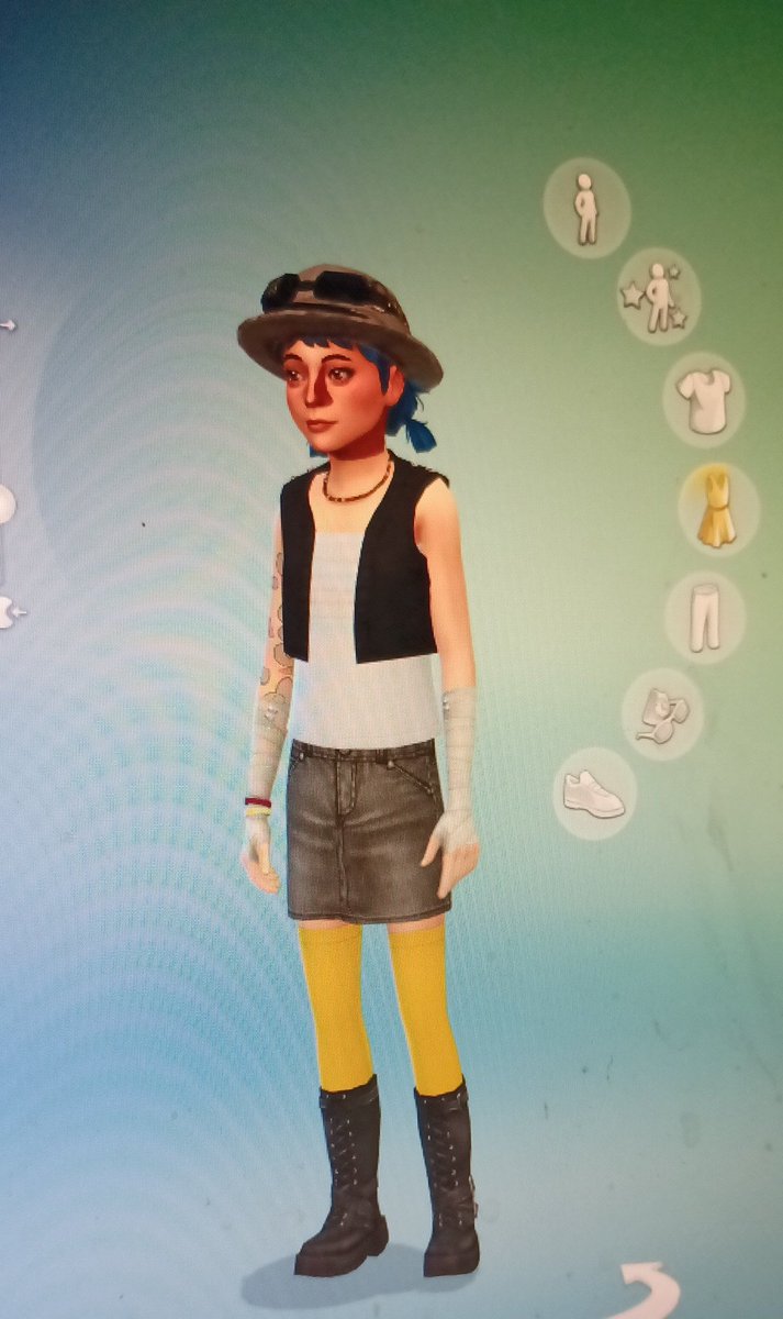 MushRuler's tweet photo. Trying to make Isha in the sims while not having any cc that is specifically for her was a struggle https://t.co/eiA6d0VPs1