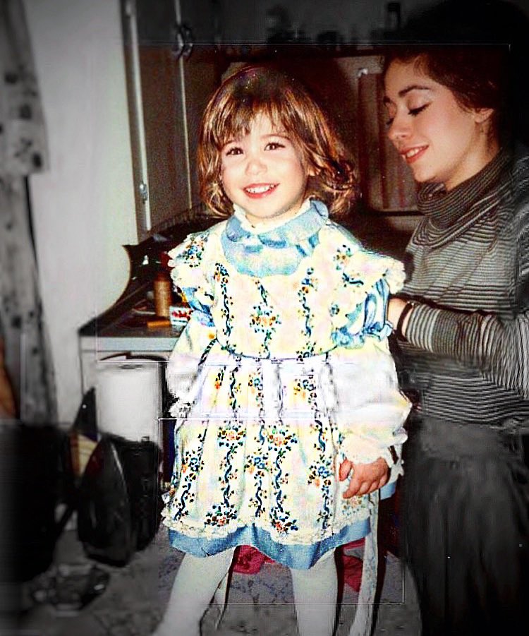 LydiaAnsel's tweet image. Throwback Thanksgiving... Mom getting me dolled up for Turkey Day 🧡🦃🍂 #happythanksgivng #throwbackpic
#wheniwaslittle #momandme #turkeydaybackintheday #yesthatsme