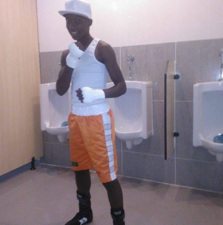 HeCheated.org tweet media