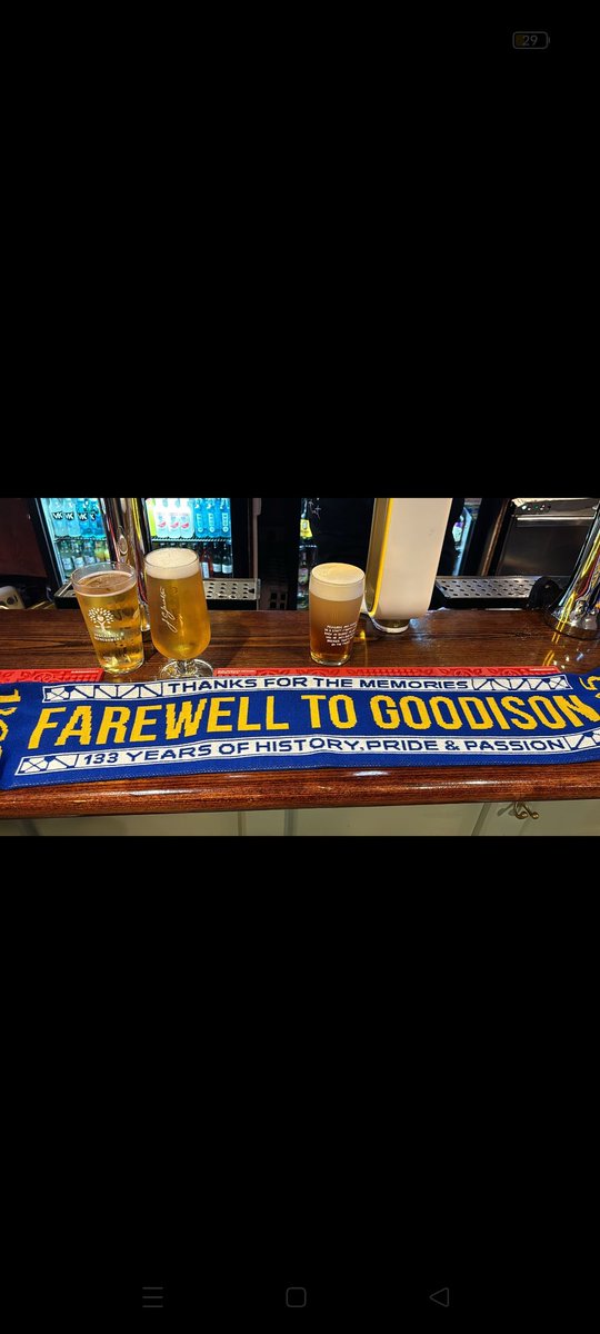 irishtoffees78's tweet photo. 32 set sail for our game @Everton vs @BrentfordFC on Saturday. Some young some old, for what might be their last game at Goodison park. 

We were unfortunate to make it to the game due to our ferry being delayed. As we tried not to let it dampen our spirits. https://t.co/C5o4wJjbJ0