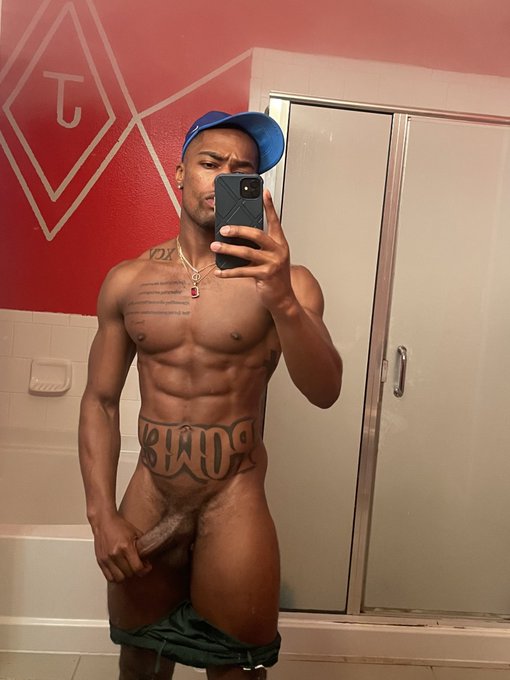 Watch the mother fucking body 🚀's leaked NSFW photo on TwXstars