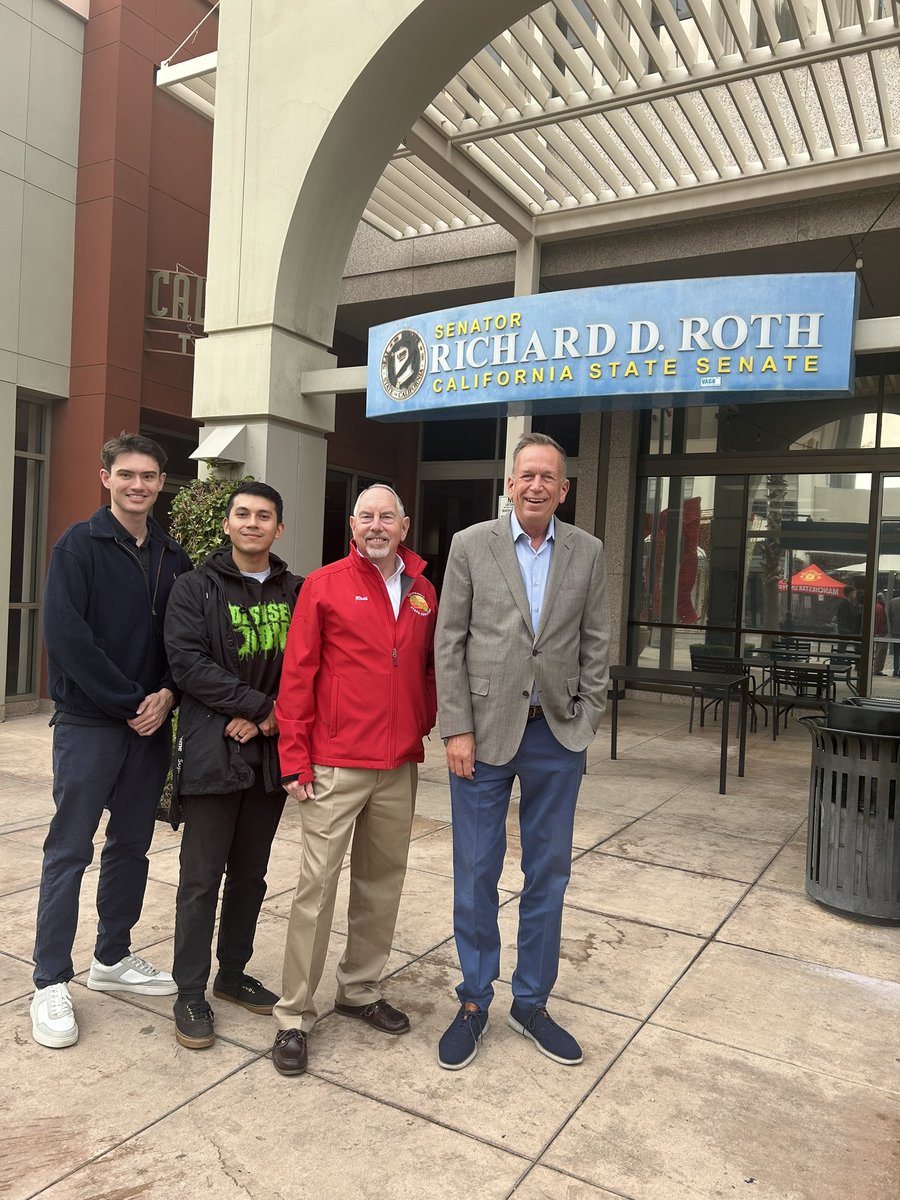 GeneralRoth's tweet image. Today was the last day in our downtown Riverside District Office, as we turned in our keys and shut off the lights after twelve years representing the 31st State Senate District in western Riverside County.