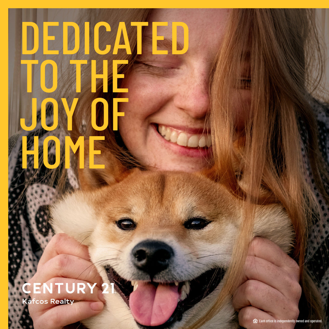 Century21Kafcos's tweet photo. Smiles this big can only mean one thing: love lives here. 🏡✨ #JoyOfHome https://t.co/RvyJ2QI2dP