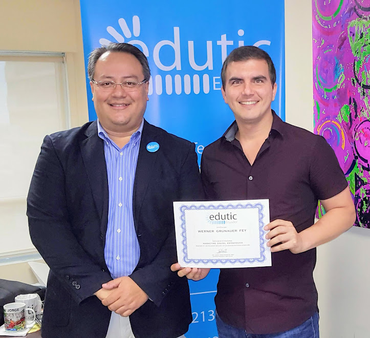 eduticEcuador's tweet photo. "Lo que haces marca la diferencia, por ello es importante decidir qué tipo de diferencia quieres marcar." J. Goodall

Conversemos sobre sus necesidades particulares #consultoria #mentoring #cursosincompany #capacitaciónempresarial via #edutic #Ecuador https://t.co/kKjIurU2mN https://t.co/e1F9Cx9DHS
