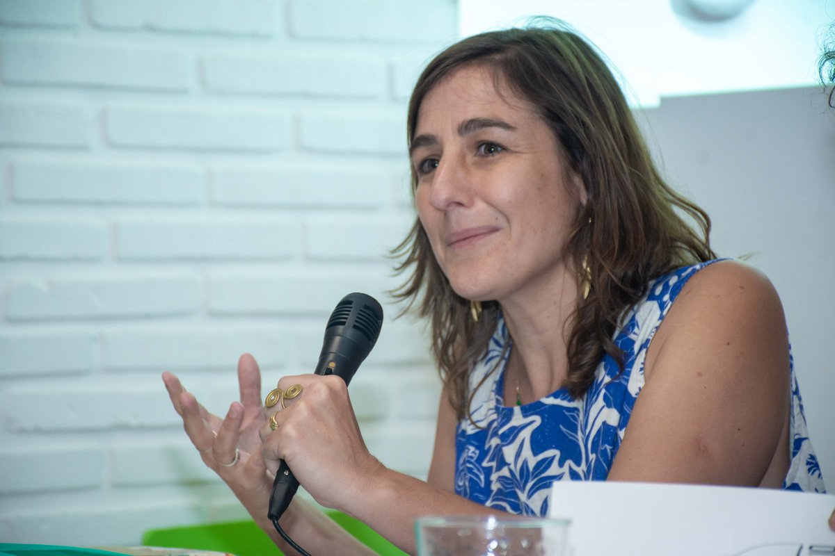 El Mapa de los Cuidados en los Territorios se construye a través de los informes trabajados por Lucía Cirmi, estos datos son analizados por la Red de Concejalas y la Comisión de Cuidados del PJ Nacional. Este mapa nos posibilita pensar políticas públicas activas.