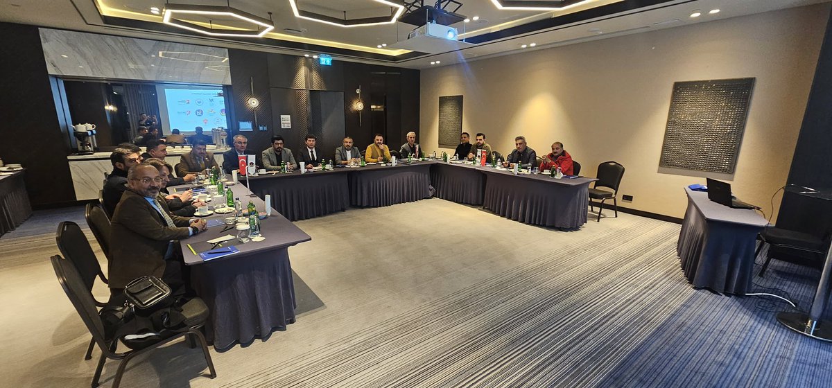okulplatformu's tweet photo. Şanlıurfa Özel Okullar Platformu’nun Kasım Ayı Toplantısı, TED Koleji’nin Evsahipliğinde Yapıldı.  Toplantı “Şanlıurfa’da Özel Okulların Dünü, Bugünü, Yarını” Gündemiyle Gerçekleştirildi. Toplantıda, Özel Okulların İlimizin Eğitimine Katkısı ve Yapılması Gerekenler Görüşüldü. https://t.co/po6rYwEgiG