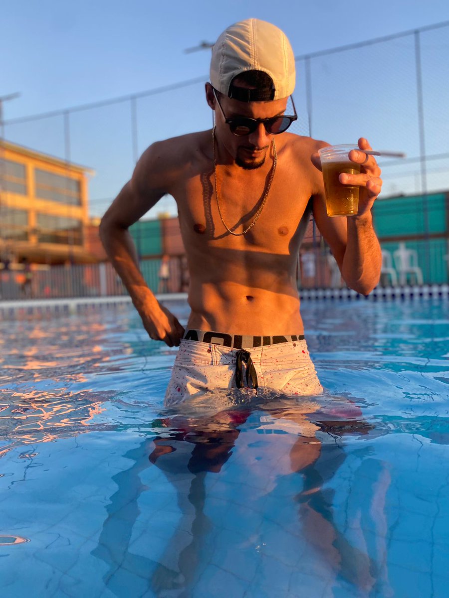 2S_FilhoDeDeus's tweet photo. 🥵🥵 https://t.co/y9YzpyCVaF