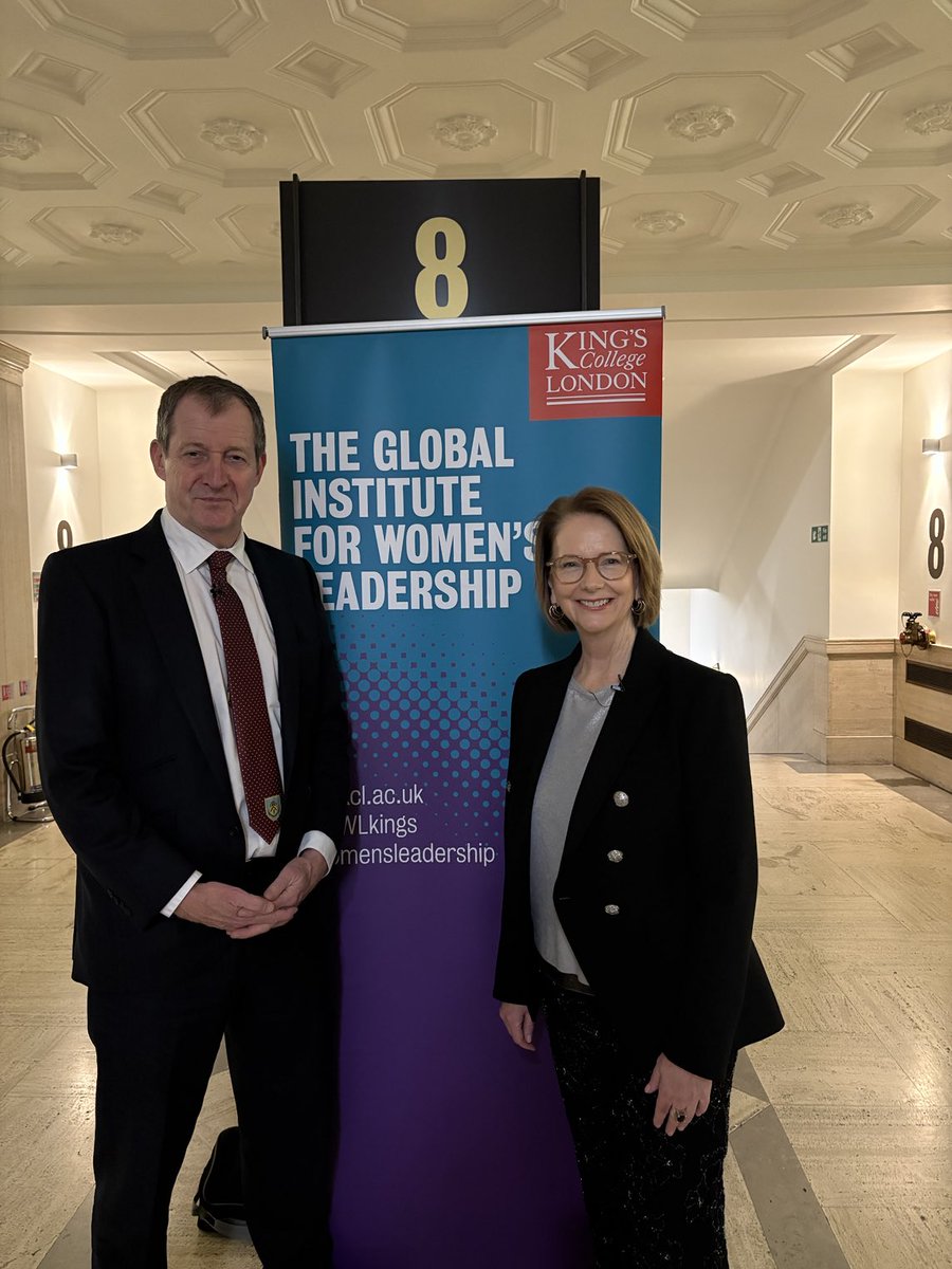 campbellclaret's tweet photo. Great to chat with one of my favourite politicians ⁦@JuliaGillard⁩ at ⁦@KingsCollegeLon⁩ re what needs to be done to get men more on board for real gender equality and how progressives need to do a better job of landing a positive narrative for change https://t.co/RPHPPJVyt8