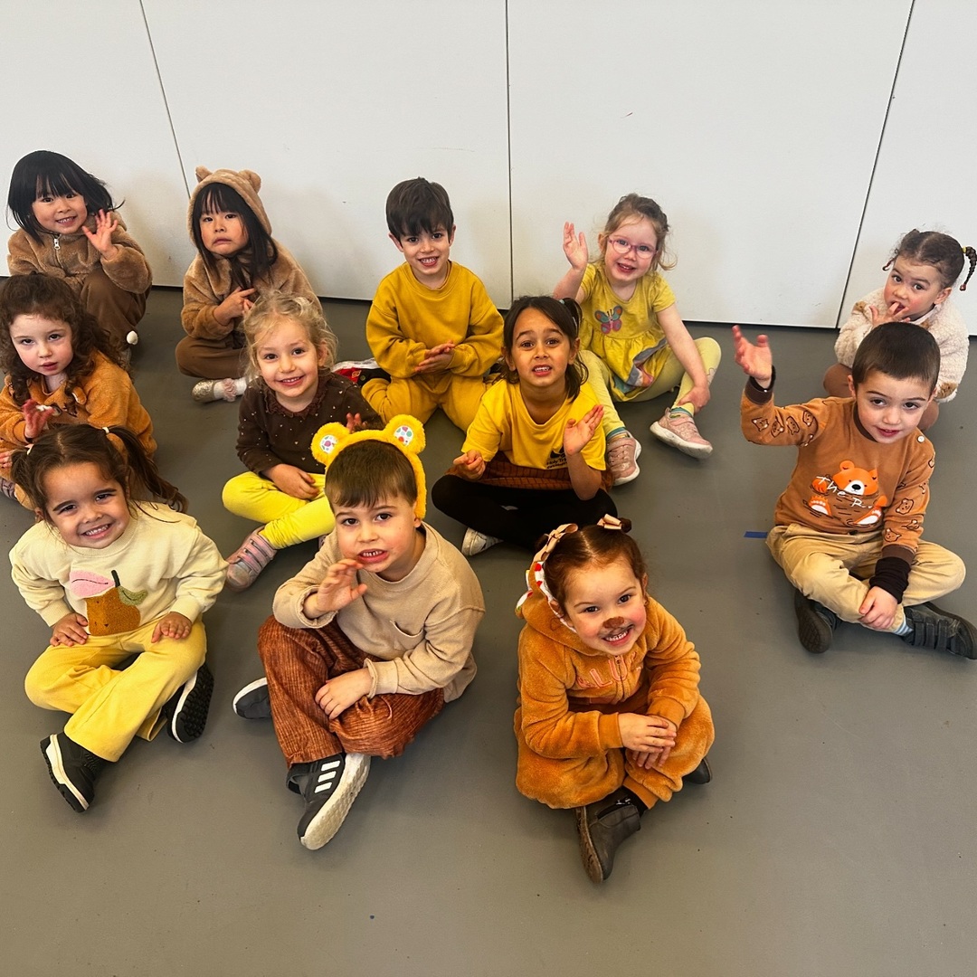 Some of 3-4 year old classes did their brilliant end of term performances this Sunday! We have more shows over the coming two weeks and cannot wait! 

🧸Well done to all our super teddy bears! 🧸