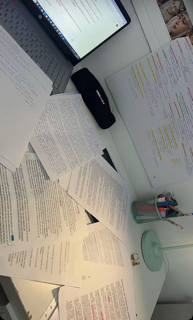Filosofía de 2 bach se define tal que así: