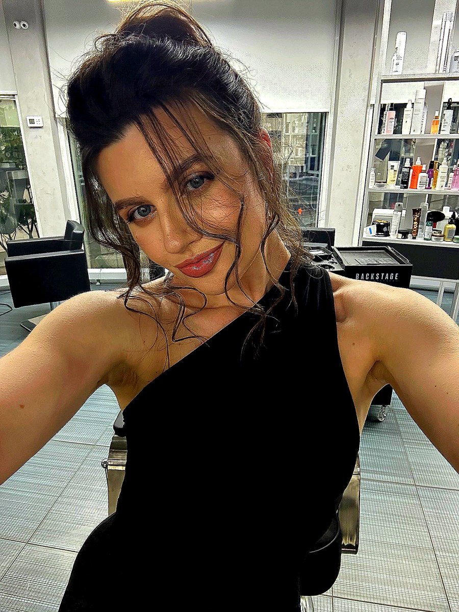 Хочу потрахкать Глазову ТАКА ВОНА СМАЧНА С ДУПКОЮ